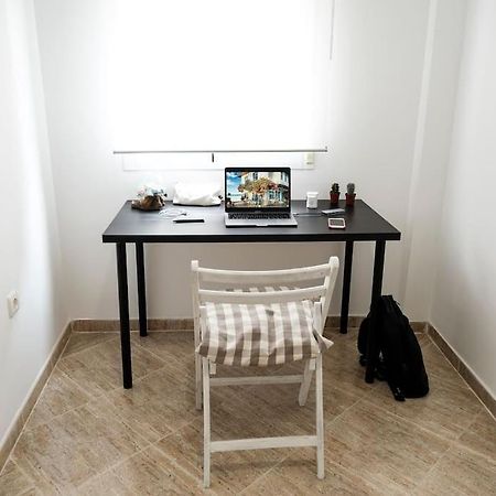 הואלבה Apartamento A 100M Del Ayuntamiento מראה חיצוני תמונה