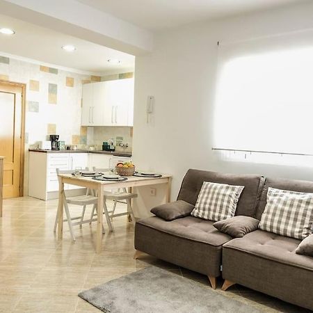 הואלבה Apartamento A 100M Del Ayuntamiento מראה חיצוני תמונה