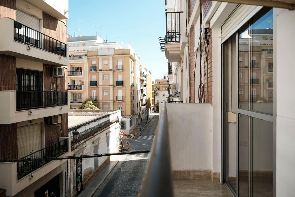 הואלבה Apartamento A 100M Del Ayuntamiento מראה חיצוני תמונה