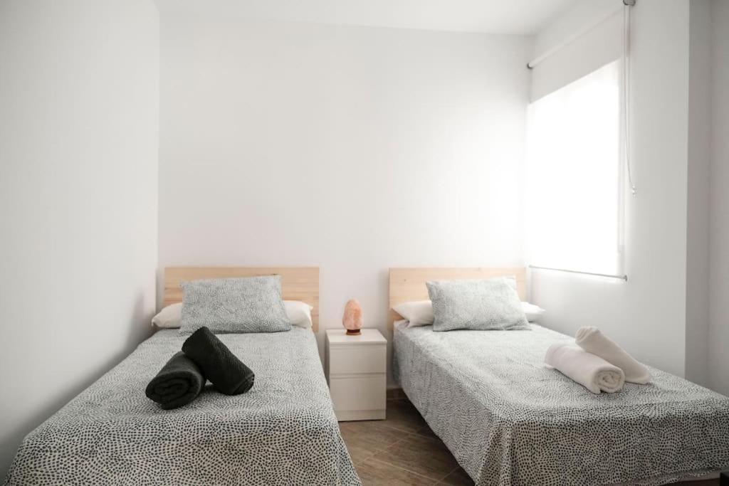 הואלבה Apartamento A 100M Del Ayuntamiento מראה חיצוני תמונה