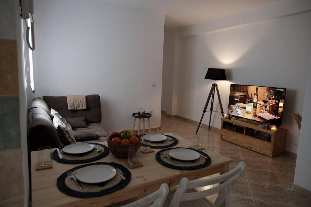 הואלבה Apartamento A 100M Del Ayuntamiento מראה חיצוני תמונה