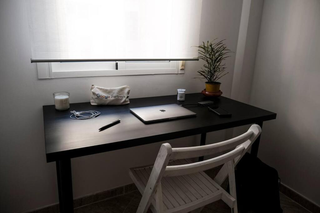 הואלבה Apartamento A 100M Del Ayuntamiento מראה חיצוני תמונה