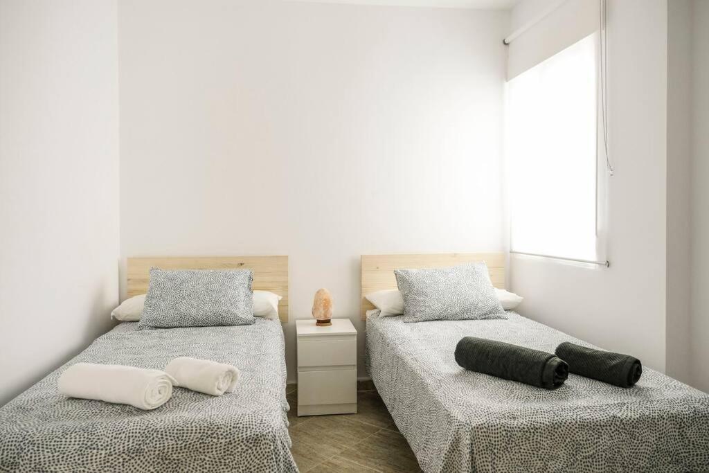 הואלבה Apartamento A 100M Del Ayuntamiento מראה חיצוני תמונה